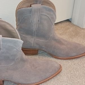 Tecovas , "The Lucy " Women's Boots GREY SUEDE , Size 10B